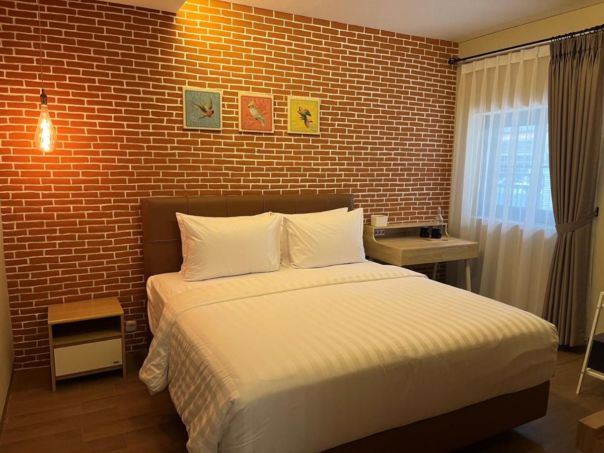 Lugano Arte Homestay Jakarta Exterior photo