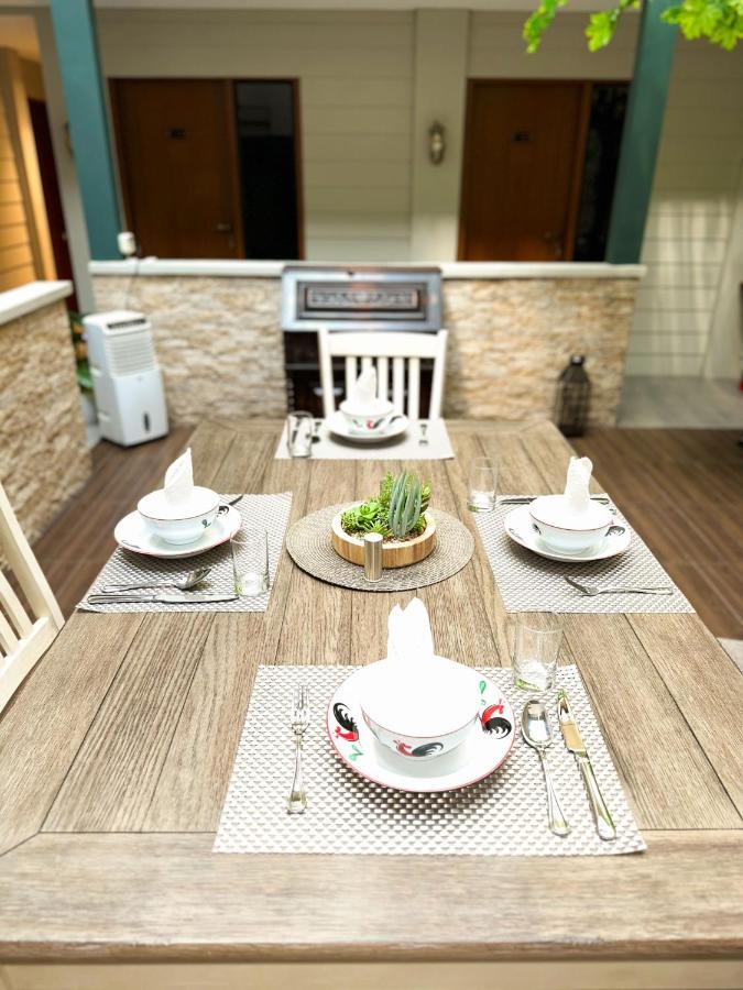 Lugano Arte Homestay Jakarta Exterior photo