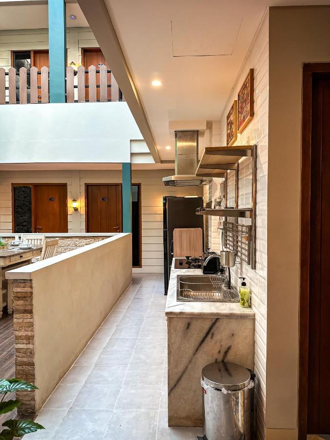 Lugano Arte Homestay Jakarta Exterior photo