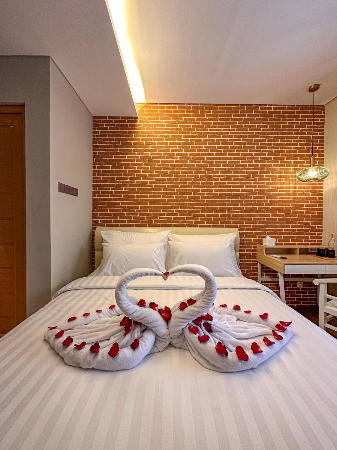 Lugano Arte Homestay Jakarta Exterior photo