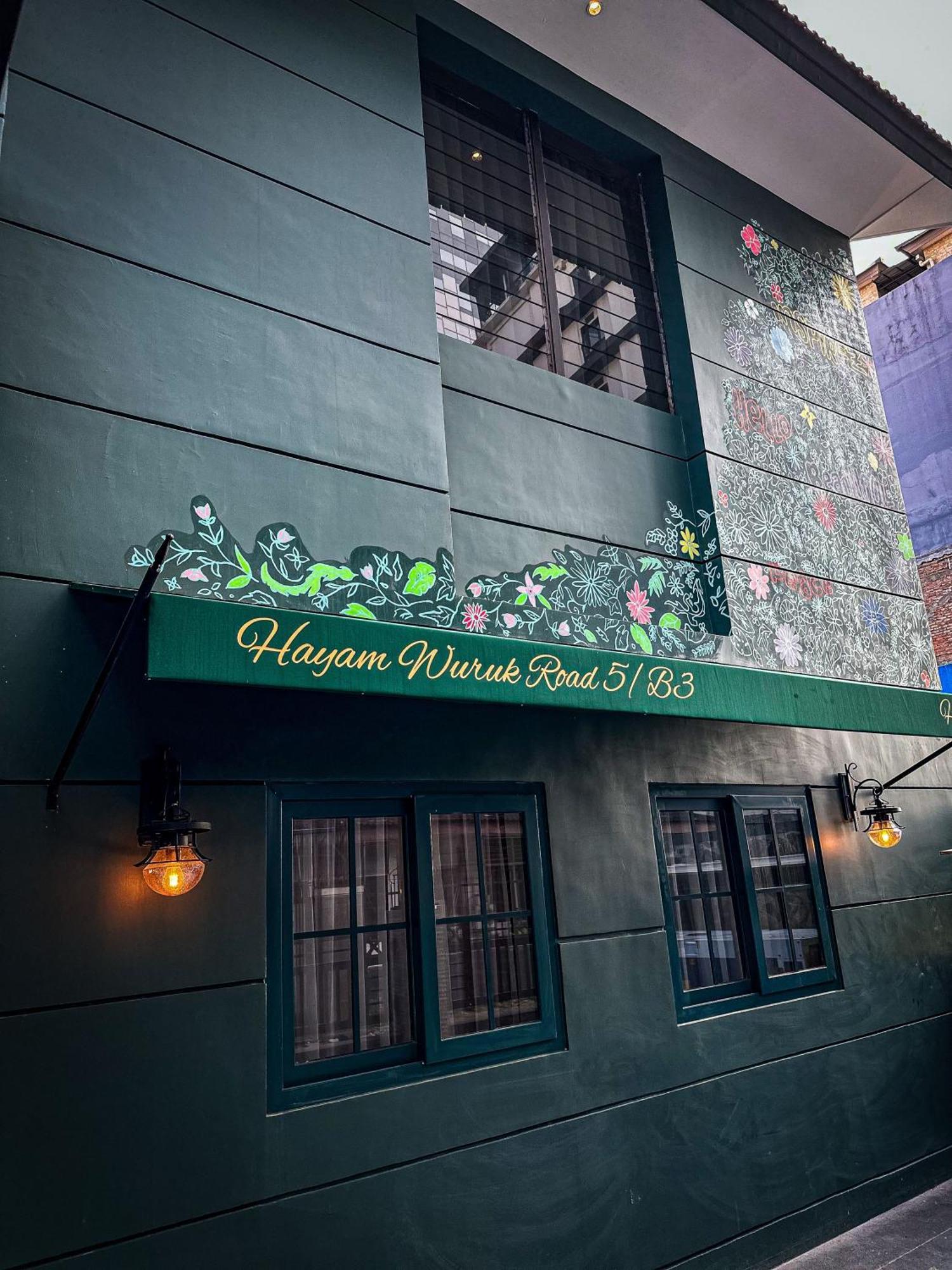 Lugano Arte Homestay Jakarta Exterior photo